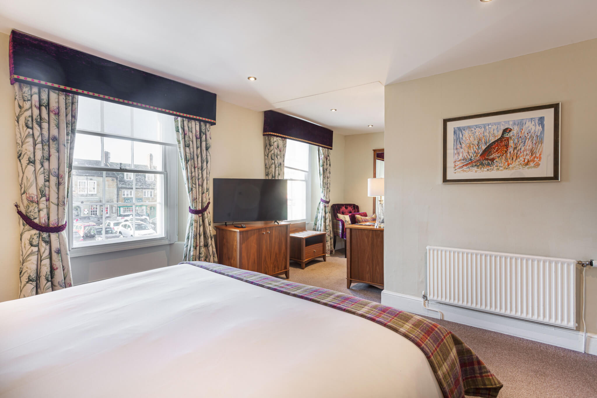 White Hart Royal Hotel Superior Double Room Bedroom Space scaled